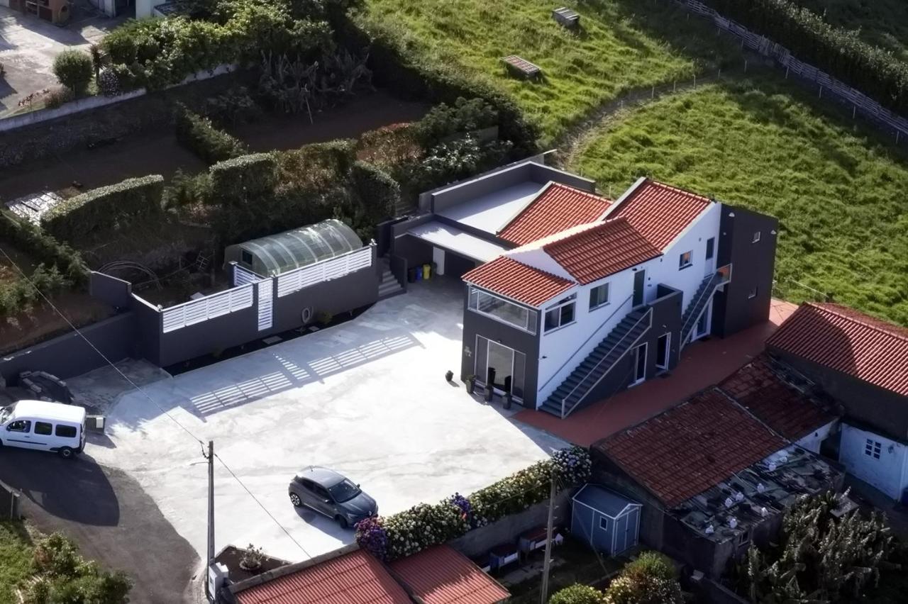 Paradise Apartments III Santa Cruz das Flores Exterior photo